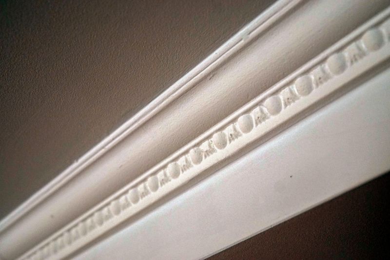Wall Molding Painting